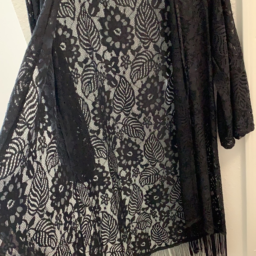 Long Kimono - Picture 3 of 4